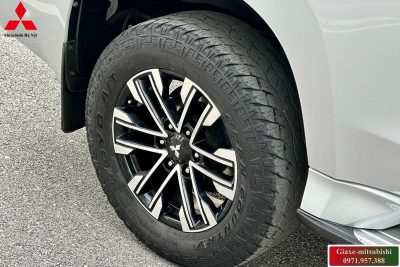 MITSUBISHI PAJERO SPORT 4X2 AT