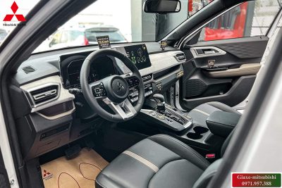 MITSUBISHI XFORCE EXCEED 2025