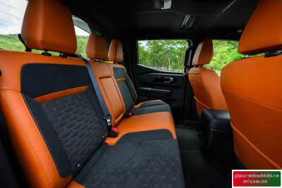 MITSUBISHI TRITON 2025