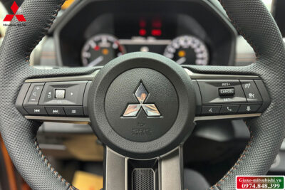MITSUBISHI TRITON 4WD AT ATHLETE
