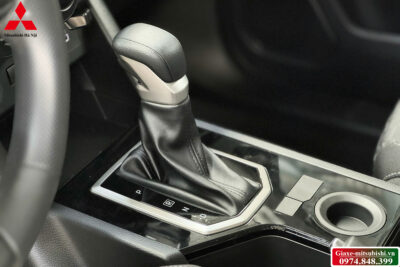 MITSUBISHI TRITON 2WD AT GLX