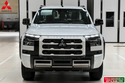 MITSUBISHI TRITON 2WD AT PREMIUM
