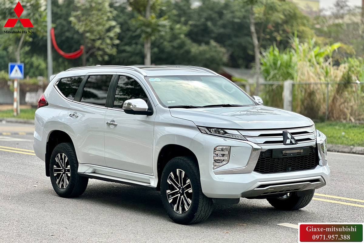 Mitsubishi Pajero Sport 2024