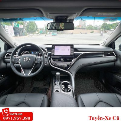 Toyota Camry 2.0Q 2022