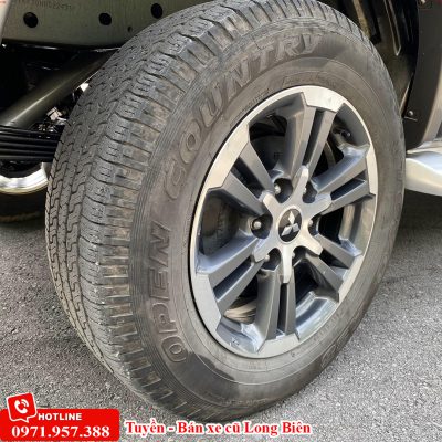 Xe Mitsubishi Triton 4×2 Premium 2019