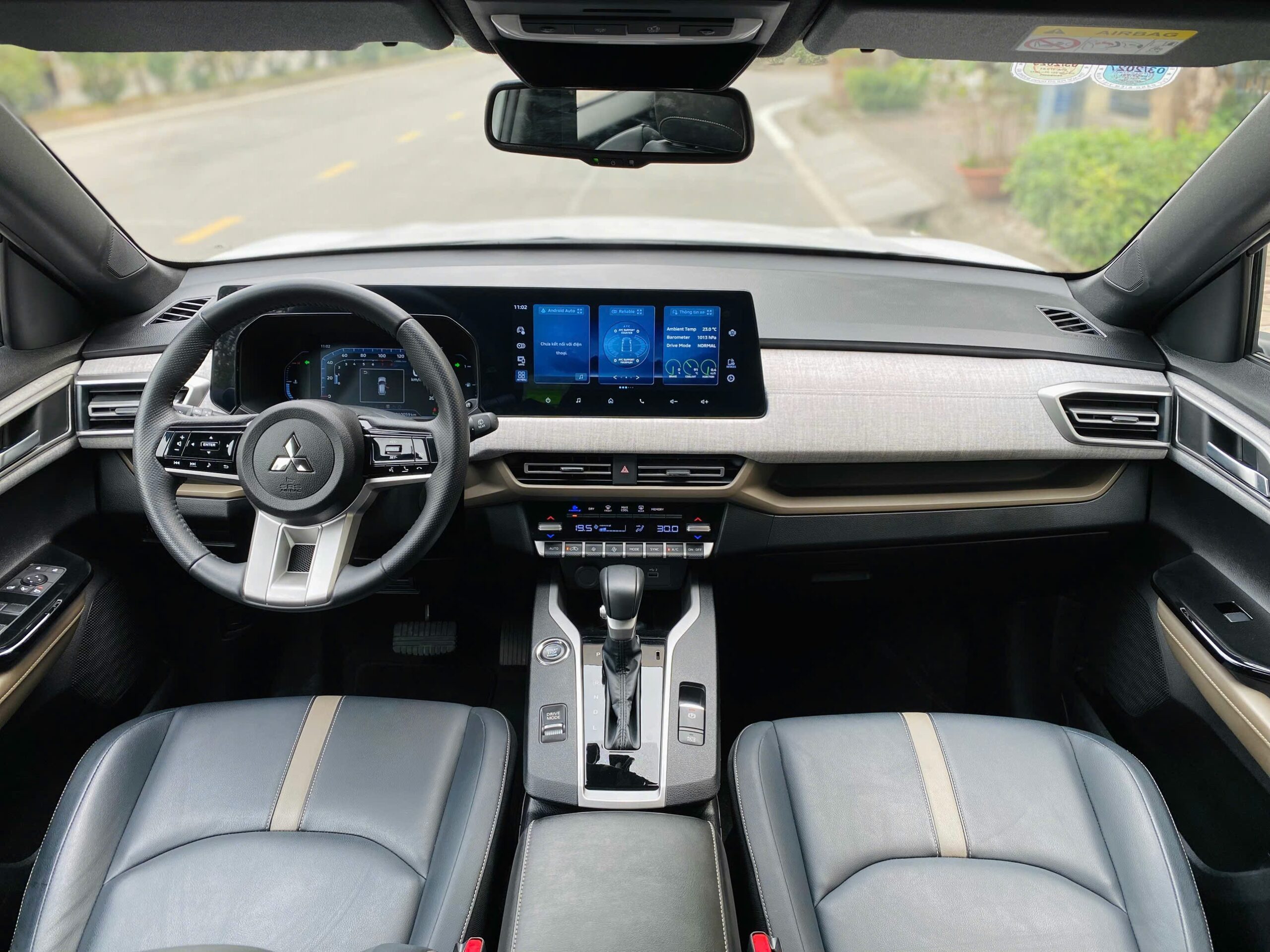 Nội thất Mitsubishi xforce 2025 