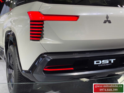 MITSUBISHI DESTINATOR (DST)