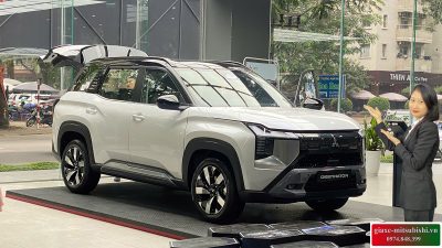 Mitsubishi Destinator có mấy phiên bản?