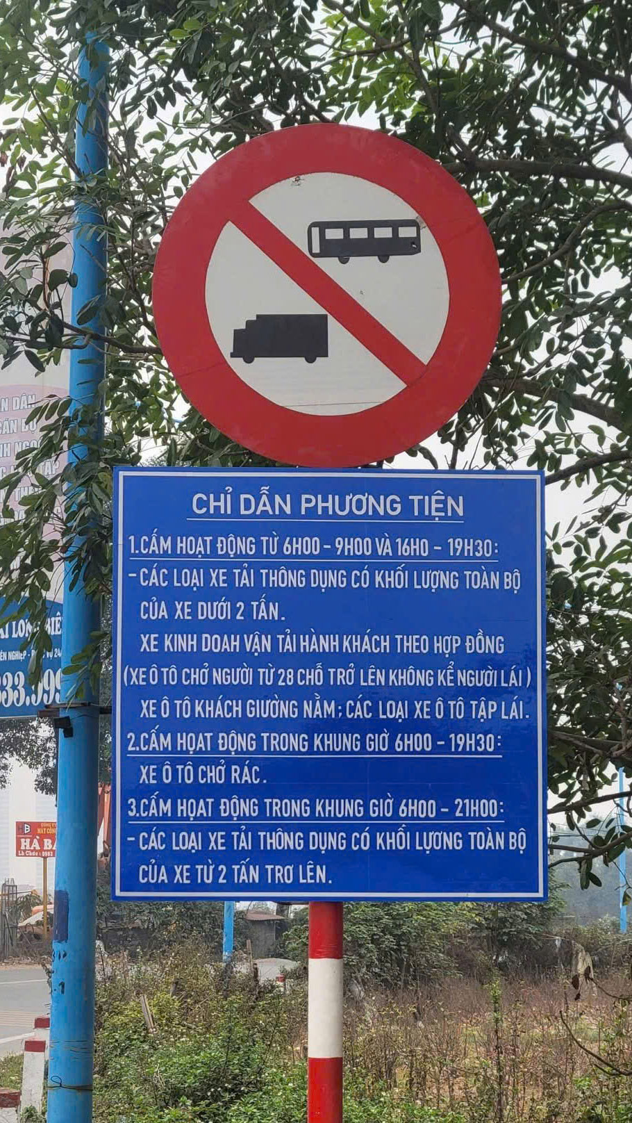 biển báo giờ cấm các phương tiện di chuyển vào khu vực nội thành Hà Nội