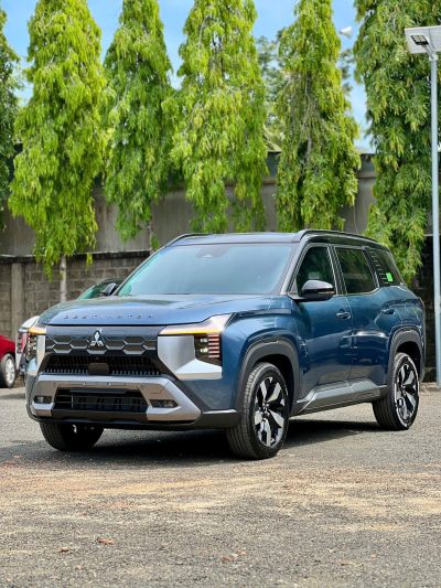 So sánh Mitsubishi Destinator và Hyundai Tucson nên chọn mẫu xe nào.