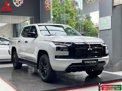 Mitsubishi Triton 4WD AT Premium