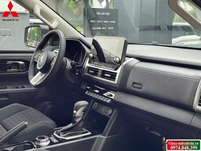 Mitsubishi Triton 4WD AT Premium